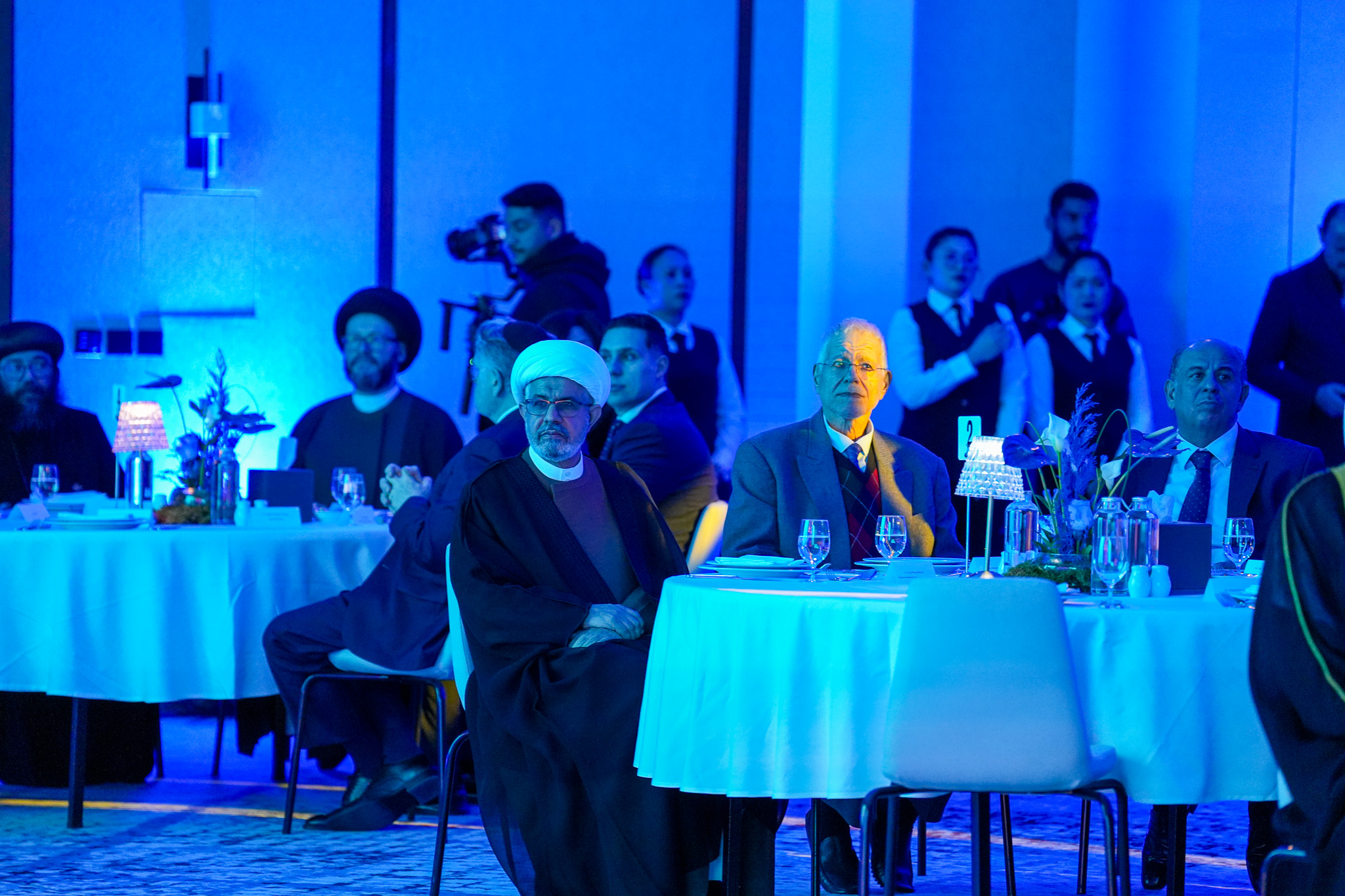 رئيس مجلس أمناء مركز الملك حمد العالمي للتعايش والتسامح: مملكة البحرين الأولى عالميًا في كثافة دور العبادة بموسوعة غينيس للأرقام القياسية - Image 10