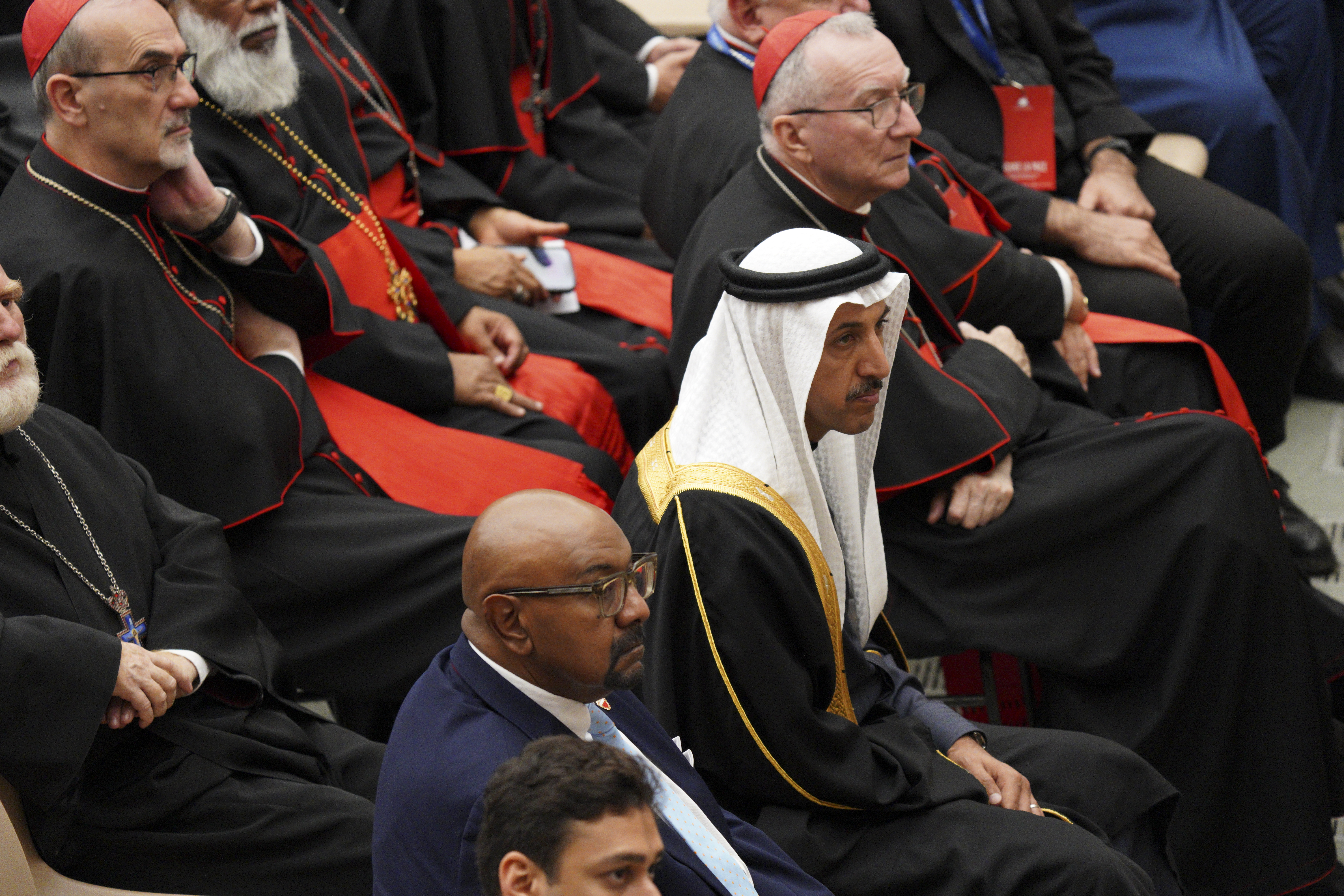 رئيس مجلس أمناء مركز الملك حمد العالمي للتعايش والتسامح يشارك في احتفال الذكرى الستين لوثيقة "نوسترا أيتاتي" بالفاتيكان